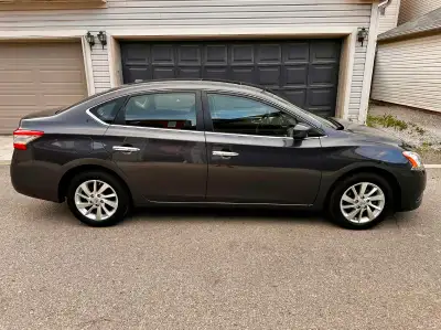 2014 Nissan Sentra SV - One Owner, Luxury Package Included (Sunroof, Navigation, Bose Speakers)