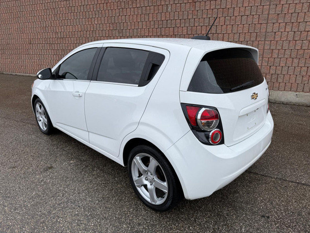 2015 Chevrolet Sonic LT | SUNROOF | ALLOY WHEELS | BACK-UP CAM | in Cars & Trucks in Oshawa / Durham Region - Image 4