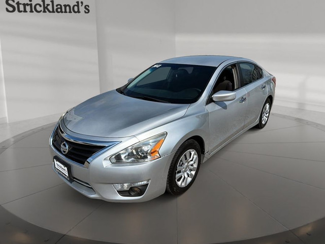 2013 NISSAN ALTIMA 2.5 CVT in Cars & Trucks in Stratford