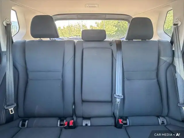 2023 Nissan Rogue dans Autos et camions dans Ottawa - Image 16