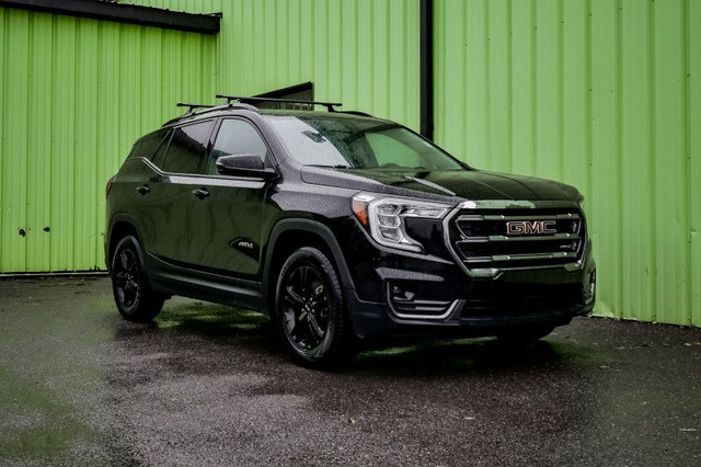 2022 GMC Terrain AT4 - Leather Seats - Power Liftgate in Cars & Trucks in Cornwall