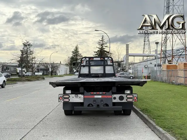 2000 International 4900 25 Foot Roll-Off Flatdeck Spicer 10 Spee in Heavy Trucks in Delta/Surrey/Langley - Image 10