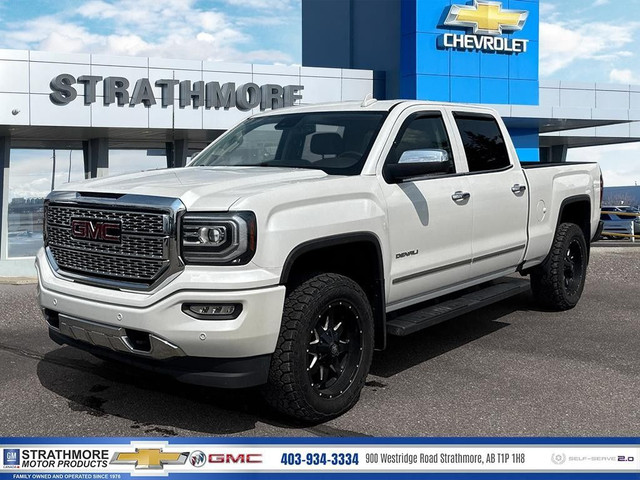 2016 GMC Sierra 1500 in Cars & Trucks in Calgary