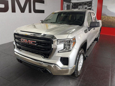 2020 GMC Sierra 1500 BASE CREW CAB 4WD | 6 passagers |