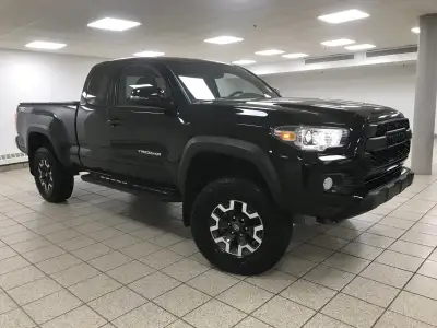 Stock Number 250458A Celebrate rugged capability and unstoppable adventure with the 2023 Toyota Taco...