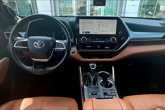 2023 Toyota Highlander Hybrid Limited AWD in Cars & Trucks in Mississauga / Peel Region - Image 12
