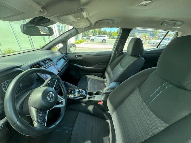 2020 Nissan LEAF SV PLUS | One Owner & No Accidents | in Cars & Trucks in Tricities/Pitt/Maple - Image 4