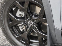 *2025 Volkswagen Atlas Peak Edition* *Performance:* • 2.0L TSI turbocharged engine, 269 HP & 273 lb-... (image 8)