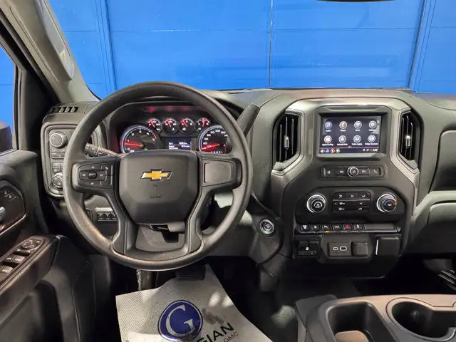 2024 Chevrolet Silverado 2500HD Custom- Blacked Out - Power Seat in Cars & Trucks in Barrie - Image 24