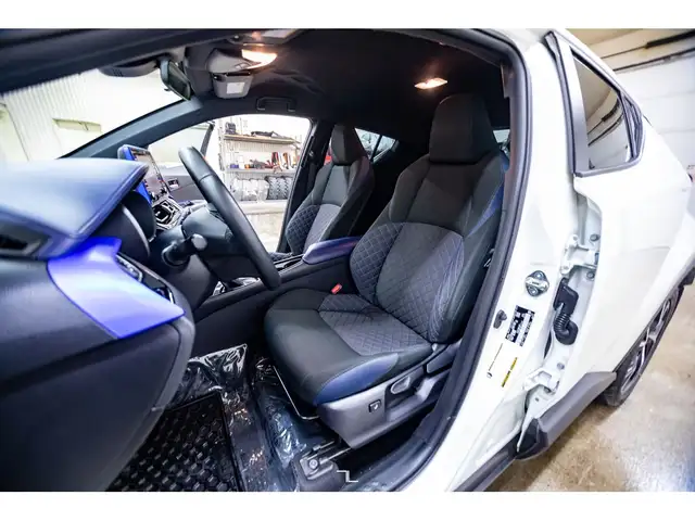 2021 Toyota C-HR XLE Premium BCam in Cars & Trucks in Red Deer - Image 13