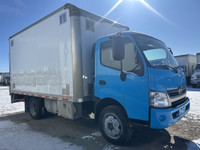 Ryder Stock ID: 656141 Transmission Type/Speed: AUTO 6 Engine: DIESEL J05ETP'10 210/2500 Horse Power... (image 4)