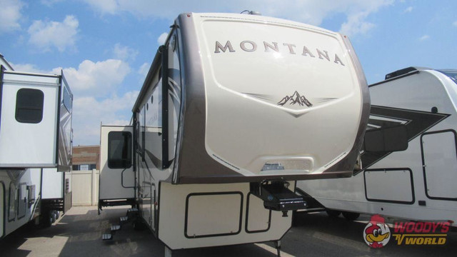 2017 KEYSTONE RV MONTANA 3660RL in Travel Trailers & Campers in Calgary