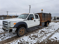 2015 Ford XLT Super Duty S/A Crew Cab Flat Deck Truck F-550