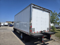 2018 Hino 195 - 18Ft Box x 96 Wide x 86 High. ONLY 175,000km. FULL SERVICE LONG TERM LEASE/RENTAL RE... (image 8)