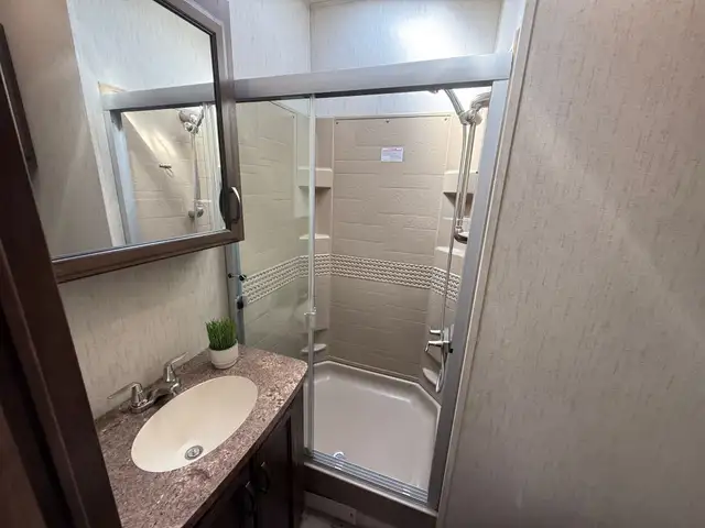 2019 Forest River Sandpiper 404QBWD  in Park Models in St. Albert - Image 28