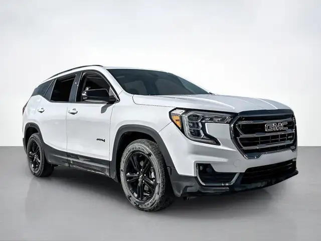 2022 GMC Terrain AT4 | Panoramic Sunroof | Bose Audio in Cars & Trucks in Calgary - Image 8