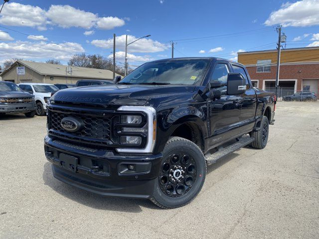 2025 Ford Super Duty F-350 SRW Lariat | Crew Cab 160 in Cars & Trucks in Edmonton - Image 2
