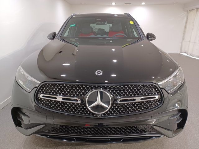 2025 Mercedes-Benz GLC 350e Plug-In Hybrid in Cars & Trucks in Regina - Image 3