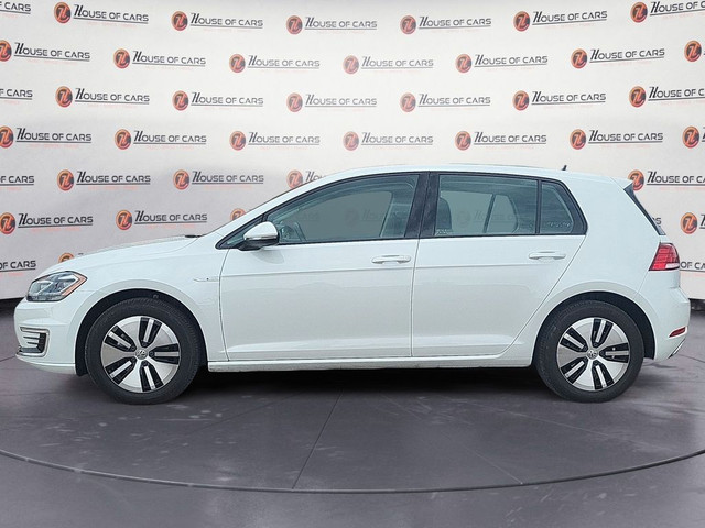 2020 Volkswagen E-Golf Comfortline 4-Door BLOWOUT PRICING! in Cars & Trucks in Medicine Hat - Image 2