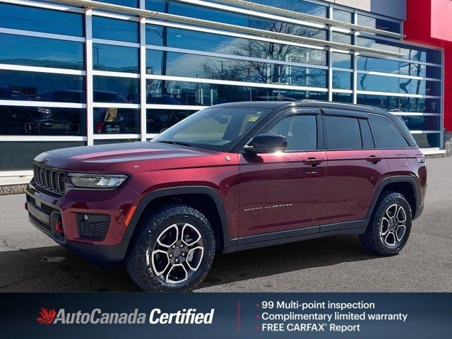 2022 Jeep Grand Cherokee Trailhawk | Leather | Nav | Pano Roof in Cars & Trucks in Guelph