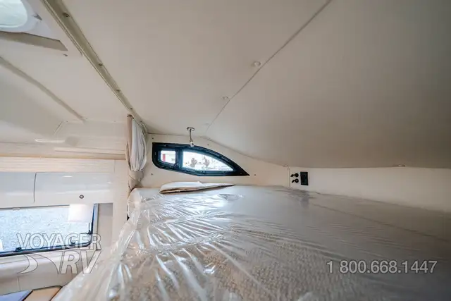 2025 Winnebago Navion 24J in RVs & Motorhomes in Kelowna - Image 35