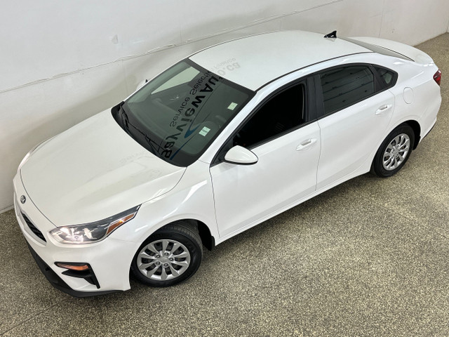 2020 Kia Forte LX LX/MANUAL/AC/FULL POWER GROUP/68KM! in Cars & Trucks in Belleville - Image 2