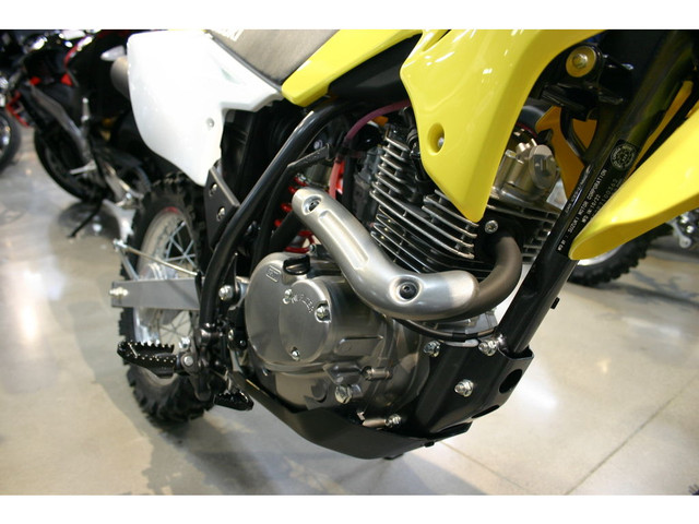  2023 Suzuki DR-Z125 INSTOCK DRZ125YELLOW in Dirt Bikes & Motocross in Guelph - Image 4