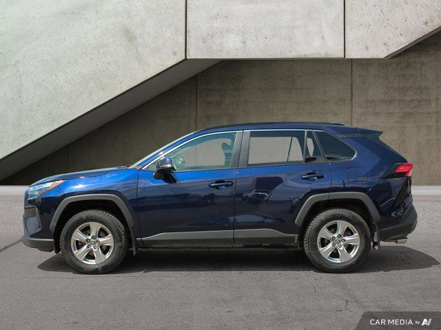 2022 Toyota RAV4 XLE in Cars & Trucks in Hamilton - Image 2