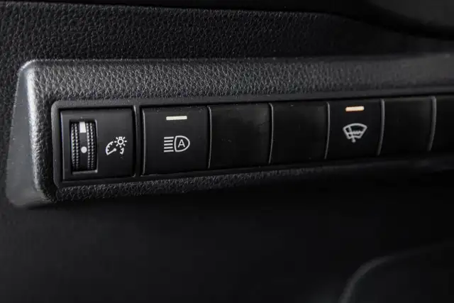 2023 Toyota Corolla LE à vendre in Cars & Trucks in Laval / North Shore - Image 16