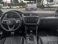 This Volkswagen Tiguan boasts a Intercooled Turbo Regular Unleaded I-4 2.0 L/121 engine powering thi... (image 6)
