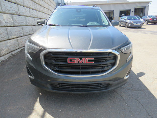 2020 GMC Terrain SLE in Cars & Trucks in Fredericton - Image 4