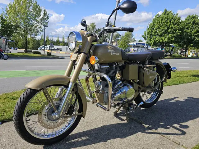 2012 Royal Enfield Classic 500 Desert Storm in Street, Cruisers & Choppers in Chilliwack - Image 14