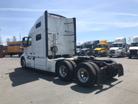 2019 VOLVO VNL64760;Heavy Duty Trucks - Conventional Truck w/ Sleeper Penske Location 100 THORNHILL... (image 4)