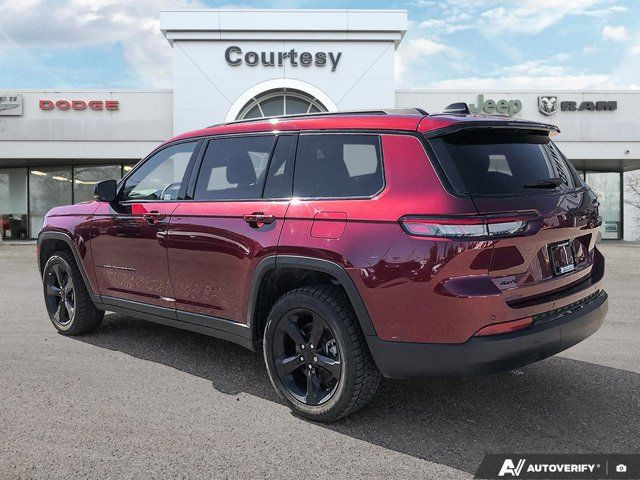 2024 Jeep Grand Cherokee L Altitude | Third Row Seating in Cars & Trucks in Calgary - Image 4