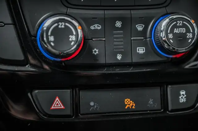 Buick Encore Preferred II AWD+TOIT.OUVRANT+CAM.RECUL+BLUETOOTH 2 in Cars & Trucks in Laval / North Shore - Image 32