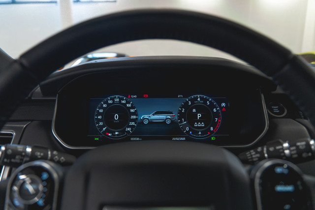 2021 Land Rover Range Rover Sport P360 SE *CARPLAY/ANDROID AUTO, in Cars & Trucks in Laval / North Shore - Image 4