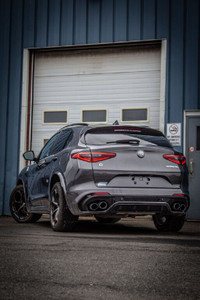 This ALFA ROMEO Stelvio Quadrifoglio, RARE, LOADED LEATHER, AWD, PANO ROOF comes with plentiful amen... (image 1)