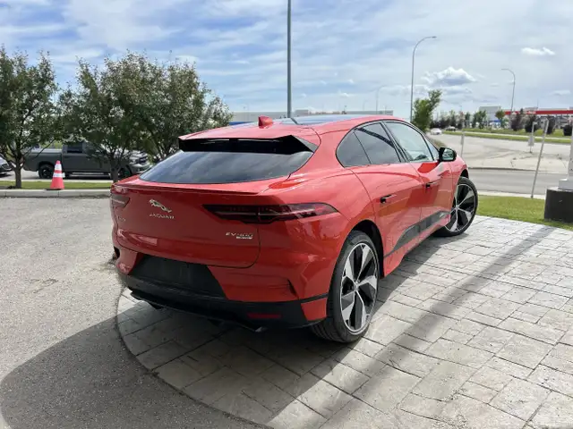 2019 Jaguar I-PACE First Edition in Cars & Trucks in Calgary - Image 5