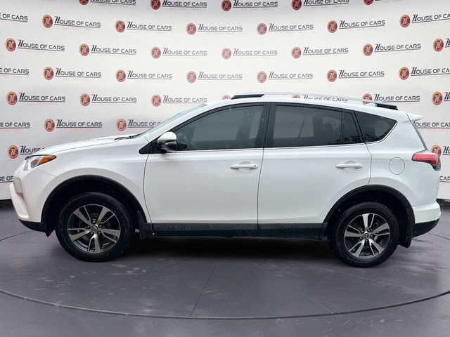 2018 Toyota RAV4 LE in Cars & Trucks in Calgary - Image 2
