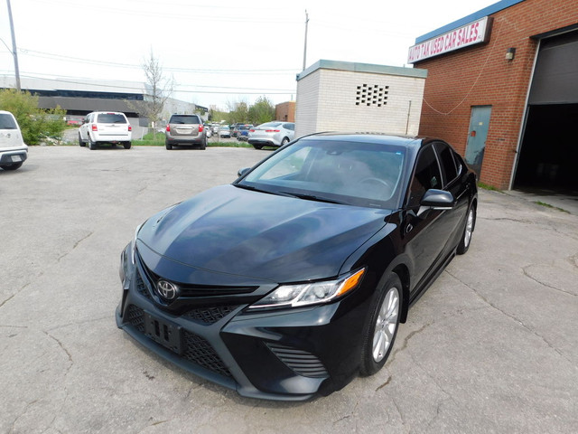  2018 Toyota Camry SE backup camera leather heated seats ac blue in Cars & Trucks in City of Toronto - Image 3