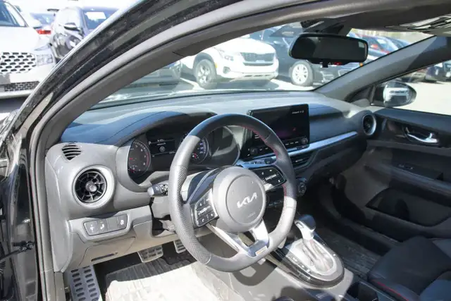 2024 KIA FORTE GT in Cars & Trucks in Oshawa / Durham Region - Image 16