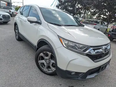 LOW KMS! CR-V EX-L AWD! FULL OPTION! APPLE CARPLAY/ANDROID AUTO, LEATHER INTERIOR, POWER SUNROOF/MOO...