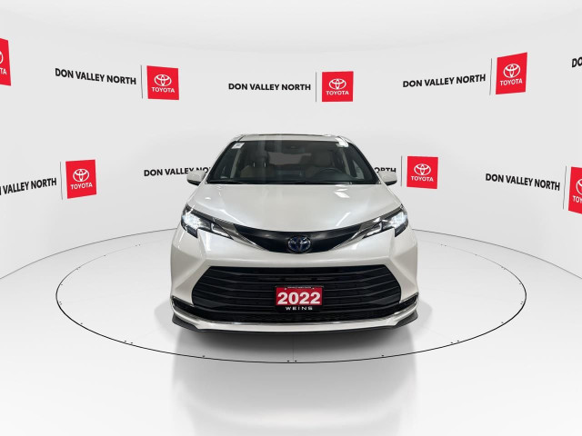 2022 Toyota Sienna XLE 8-Passenger 8 PASSANGER | ACCIDENT FR... in Cars & Trucks in City of Toronto - Image 3