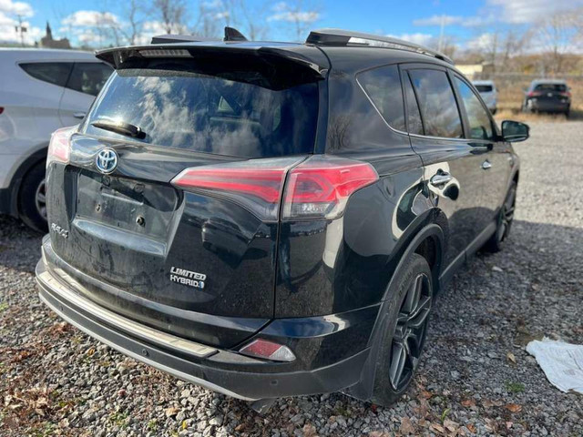 2016 Toyota RAV4 Hybrid Limited in Cars & Trucks in City of Montréal - Image 3