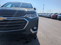 The 2019 Chevrolet Traverse Premier is a sophisticated and spacious mid-size SUV, offering a comfort... (image 2)