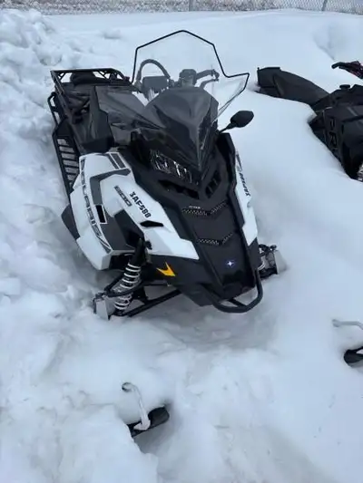 Polaris 800 TITAN SP 155 ES 800 SP 155 2018