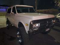 WHITE ON BLACK LEATHER/ SUEDE, NEW DIAMOND STITCH INTERIOR, NEW CARPET, NEW PAINT 4 YEARS AGO. NEW S... (image 5)