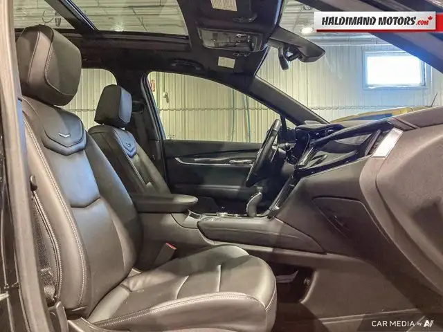 2023 Cadillac XT6 AWD Sport in Cars & Trucks in Hamilton - Image 26