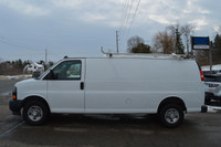Extended 155'' Wheelbase 12 feet of cargo area, equipped with Camera, Bluetooth, Power locks, Power... (image 1)