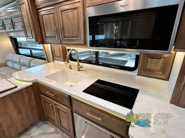 2023 Entegra Coach Cornerstone 45B 605 h.p. 26K Miles in RVs & Motorhomes in Moncton - Image 30